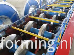 ridge cap roll forming machine